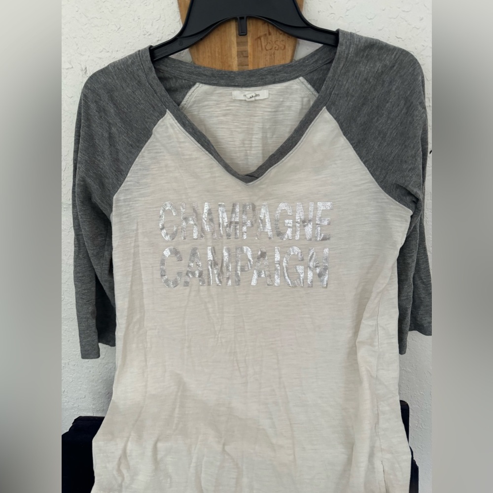 3/4 sleeve novelty shirt